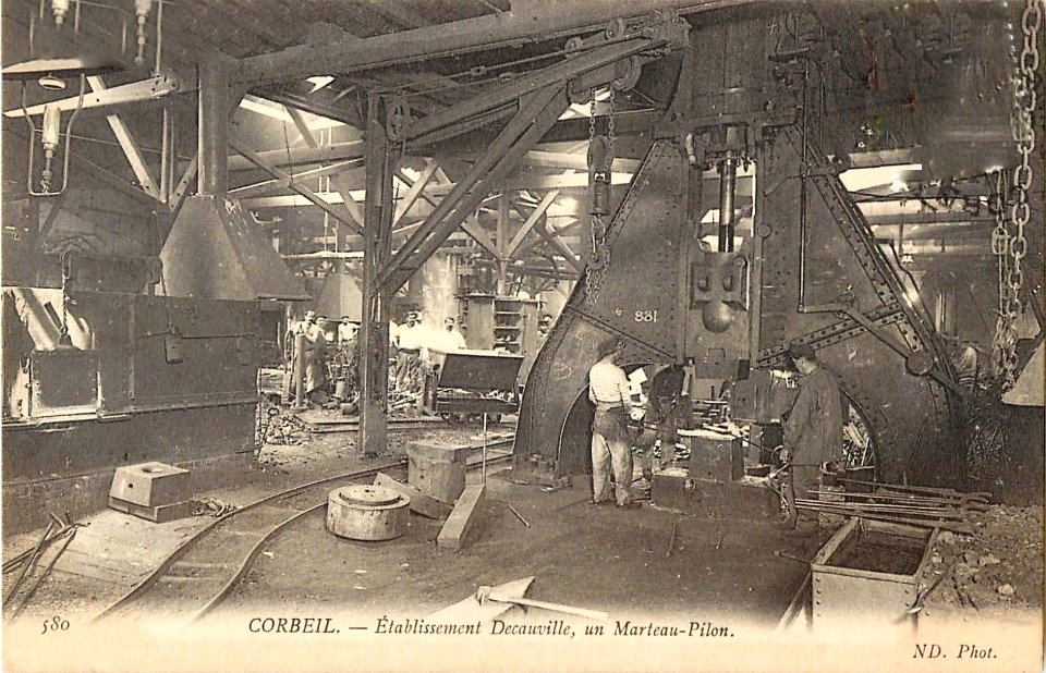 Corbeil. – Établissement Decauville, un Marteau-Pilon (ND. phot., retouched)