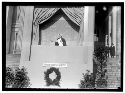 CORBETT, HATTIE DEMONSTRATION WITH TABLEAUX, ON SOUTH FRONT OF TREASURY LCCN2016869603