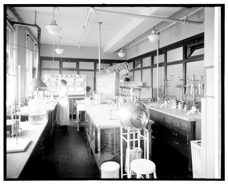 Corby's laboratory LCCN2016824030