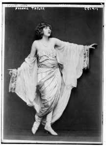 Corinne Griffith, Ziegfield performer LCCN2014712986