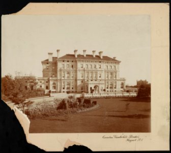 Cornelius Vanderbilt 'Breakers,' Newport, R.I. - Frank H. Child, photographer, Newport, R.I. LCCN2014645396