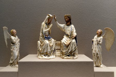 Coronation of Mary with angels Louvre OA 58-OA 3921-OA 3922 photo