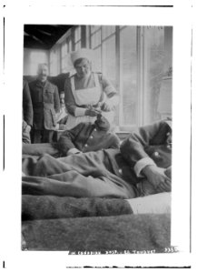 Corp. J. Mant) in Canadian Hosp. (i.e., Hospital), Le Touquet LCCN2014698490