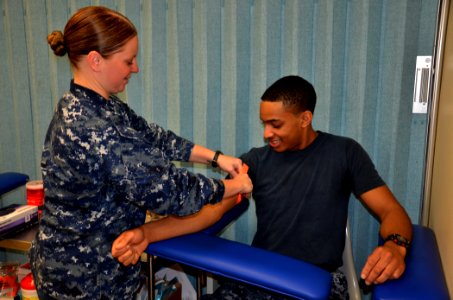 Corpsman recognized as one of two Spotlight Sailors during San Antonio Navy Reserve Centennial 150110-N-UR169-003