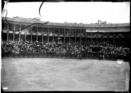 Corrida en la antigua plaza de toros de Pamplona - Altadill