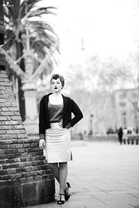 Women pin-up portrait