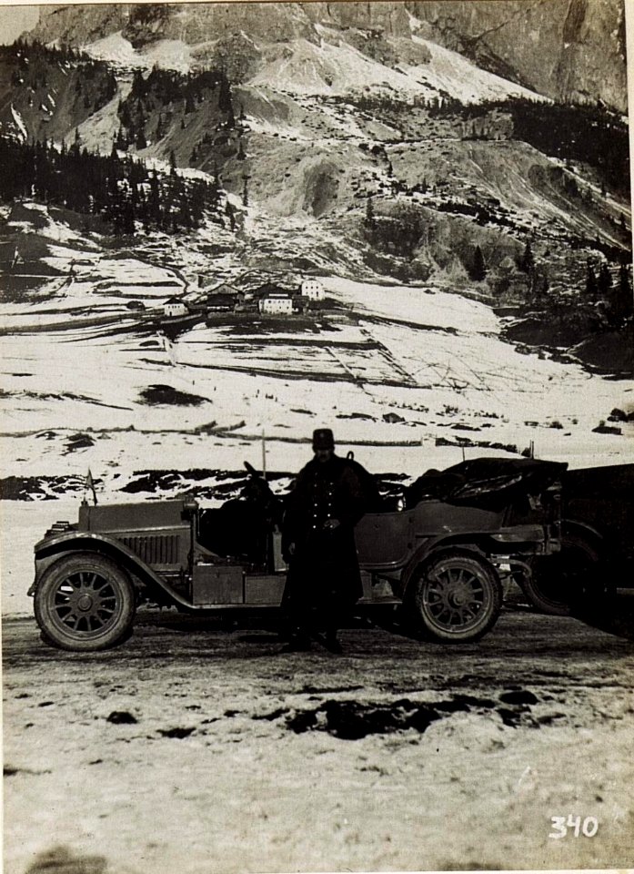 Corvara, Technischer Referent des 14. Korps Hauptmann Brendmayer. (BildID 15582387)