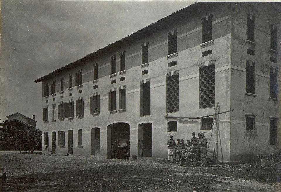 Cosniga, Standort d. Komdo.17. Fab. (BildID 15673451)