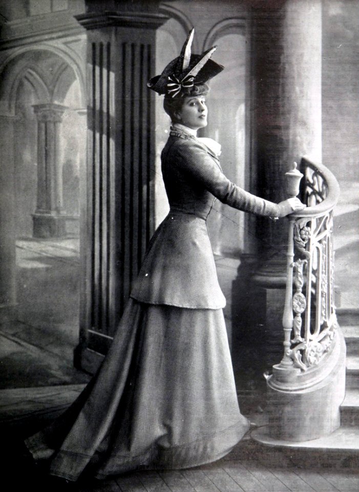 Costume tailleur par Redfen 1904 cropped
