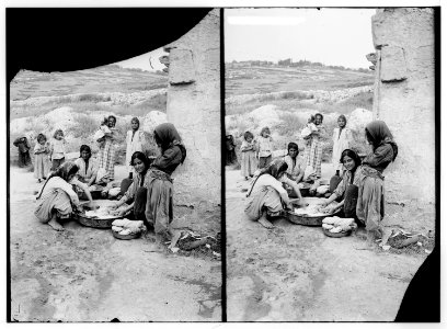 Costumes, characters, etc. Nazareth women washing clothes LOC matpc.01262