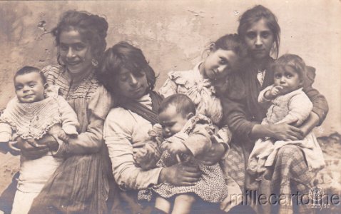 COSTUMI NAPOLETANI - Ed.Saiga Fa, Bromuro d'Argento - Donne e bambini (Naples, women and children)
