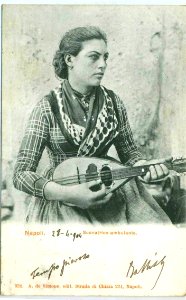 Costumi Napoletani suonatrice ambulante anni 1900
