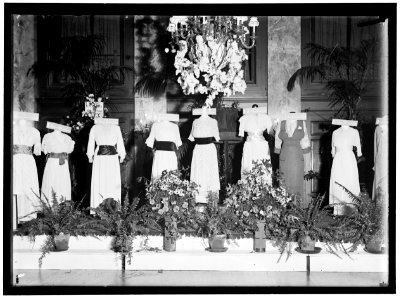 COTTON FASHION SHOW LCCN2016865841