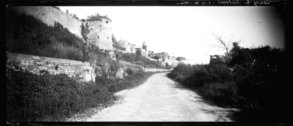 Coucy le Château. X de Massia - Fonds Berthelé - 49Fi1157