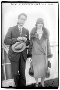 Count B. Kuhn De Prorok & wife LCCN2014719018