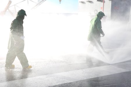 Countermeasure Wash-down 170105-N-WC455-0004