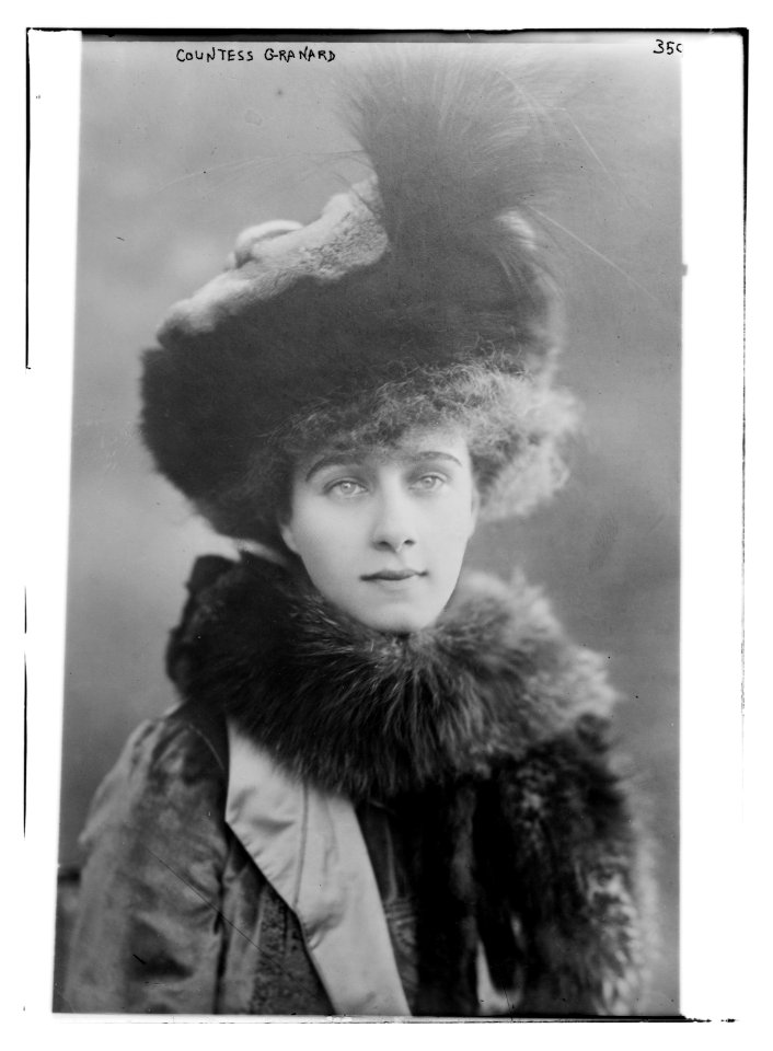 Countess Granard LCCN2014699812