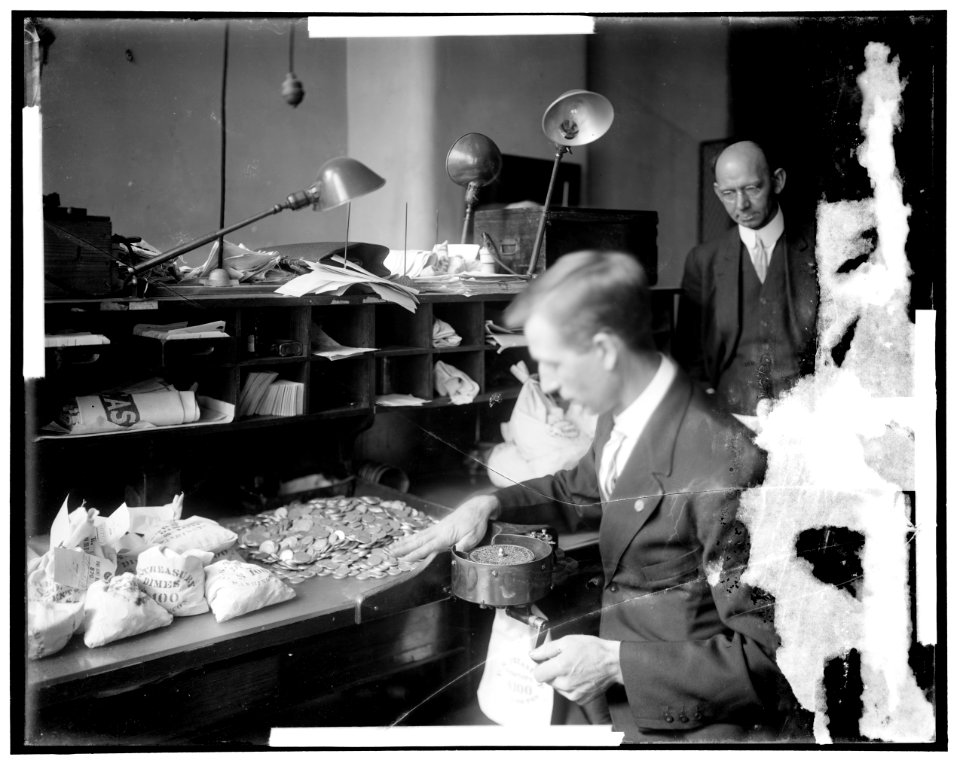 Counting dimes in US Treasury LOC hec.13394