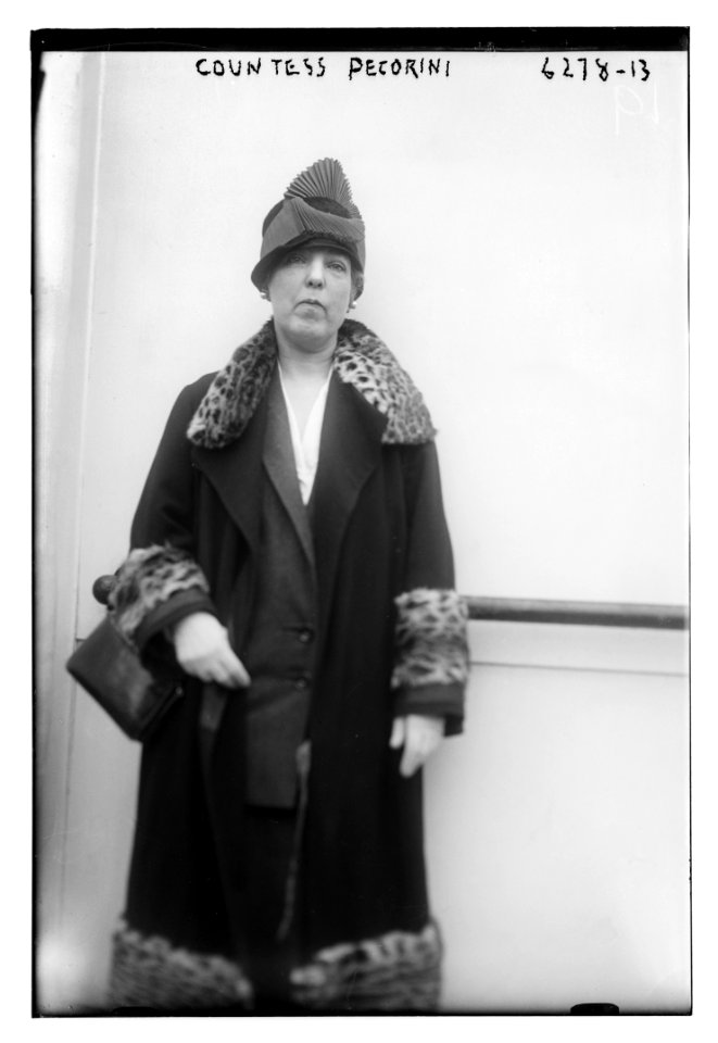 Countess Pecorini LCCN2014717809