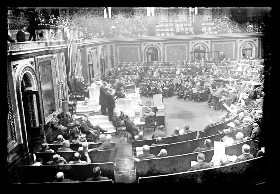 Counting electorial vote, U.S. Capitol, (Washington, D.C.), 4-14-17 LCCN2016850951