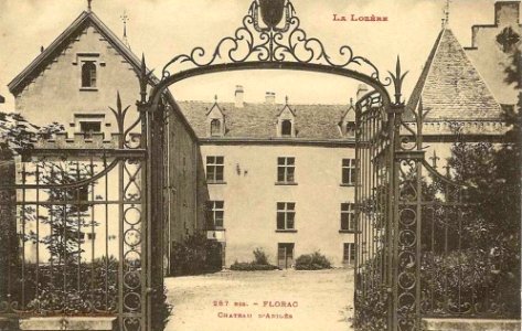 Cour Ariges1920