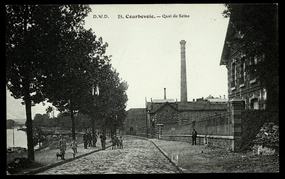 Courbevoie.Quai de Seine