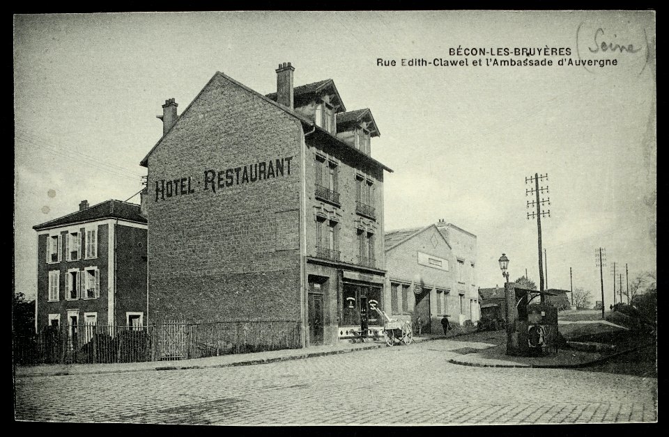 Courbevoie.Rue Edith-Cavell et ambassade d'Auvergne