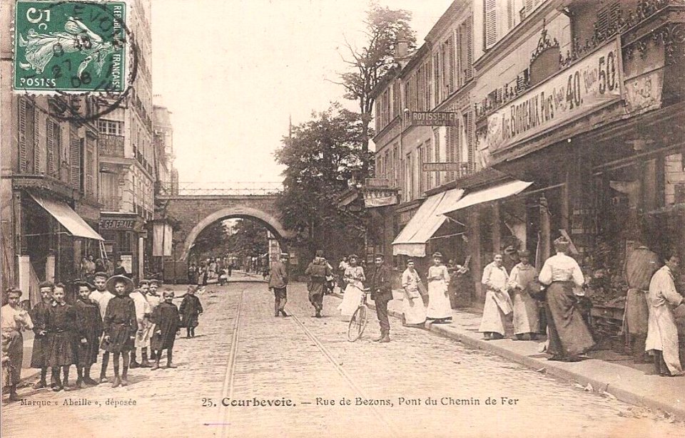 Courbevoie.Rue de Bezons.Pont du Chemin de Fer