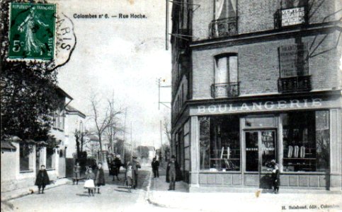 Courbevoie.Rue Hoche