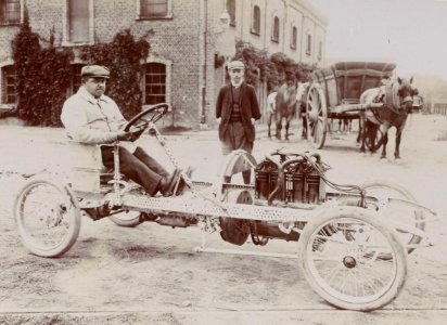 Course de côte de Château-Thierry 1907, Barriaux premier des voiturettes sur Vulpès (pneus Hutchinson)
