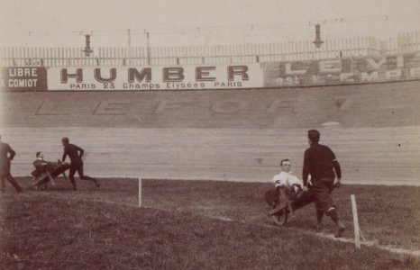 Course de brouettes des artistes de Paris, à Buffalo en 1906