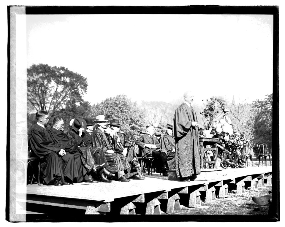 Court House dedication LCCN2016819782