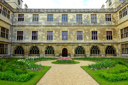 Courtyard - Audley End House - Essex, England - DSC09457