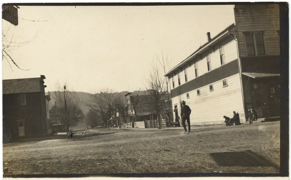 Covelo - Mueller Postcard Collection - 1