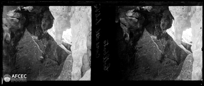 Coves del Salnitre
