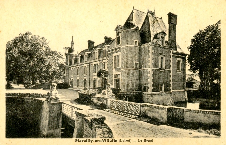 CP Château du Bruel. Marcilly-en-Villette, Loiret, France