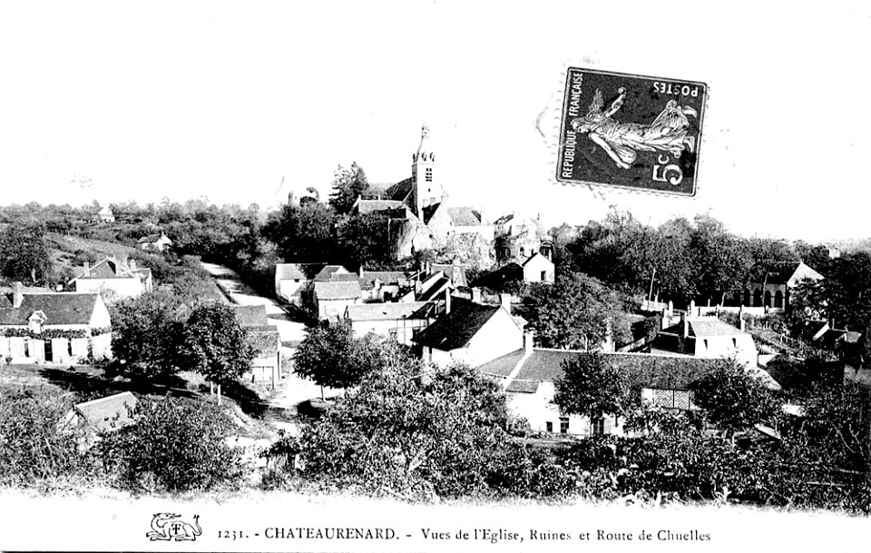 CP Château-Renard vue église et ruines