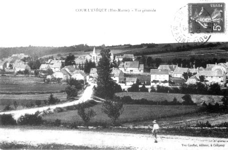 CP Cour-l'Évêque Vue générale