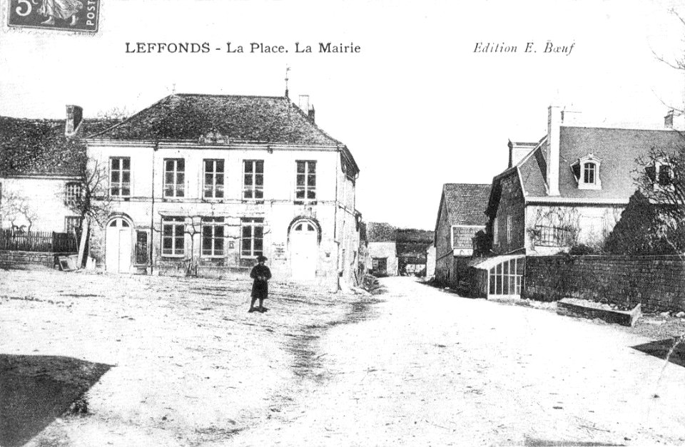 CP Leffonds La Place. La Mairie