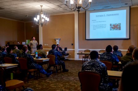 CP17 Medical Team Training 170121-N-YL073-001