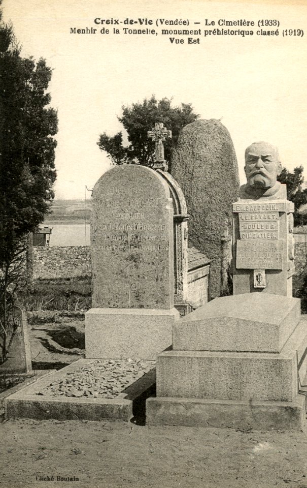 CPA Boutain tombe Baudouin