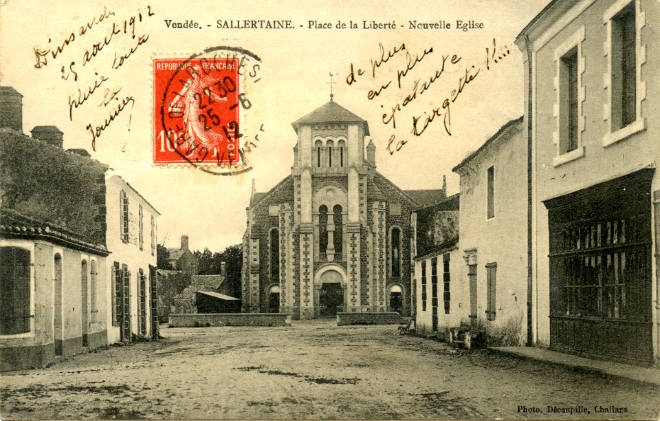 CPA Sallertaine nouvelle église