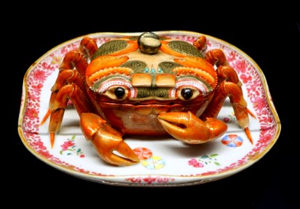Crab tureen, Jingdezhen, China, 1736-1795 AD, porcelain - Peabody Essex Museum - Salem, MA - DSC05161 photo