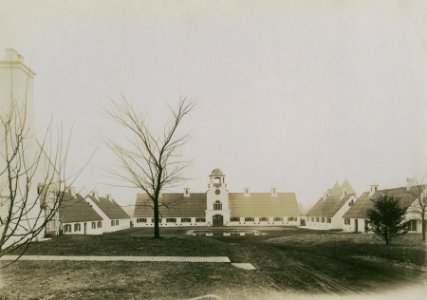 Crab Tree Dairy Farm, Lake Bluff, Illinois, 1915 (NBY 865)