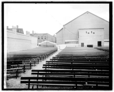 Crandall's Savoy (theater) garden LCCN2016852071