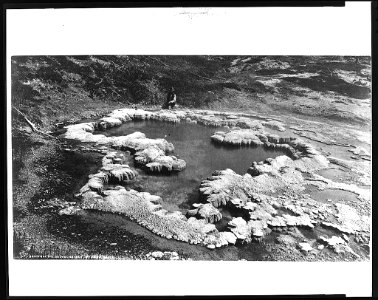 Crater of the Deluge Geyser, Red Mtn. Basin LCCN95514249