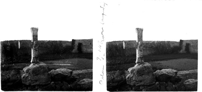 Creu al Palau de Sator