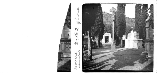 Creu d'un cementiri de Girona