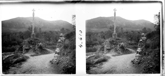 Creu de pedra d ' Alforja photo