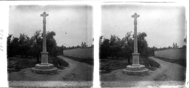 Creu de pedra de les Borges del Camp